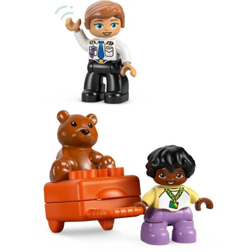 Конструктор LEGO DUPLO Впервые в аэропорту (10443-) – LEGO (вид 3)