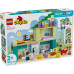 Конструктор LEGO DUPLO Town Современный семейный дом с фигурками 3 в 1 (10470) – LEGO