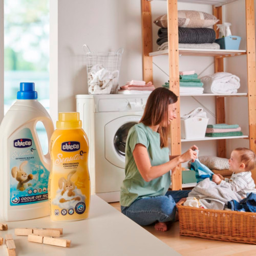 Гель для прання Chicco Sensitive для дитячих речей 1.5 л (8058664122325) – Chicco (вид 2)