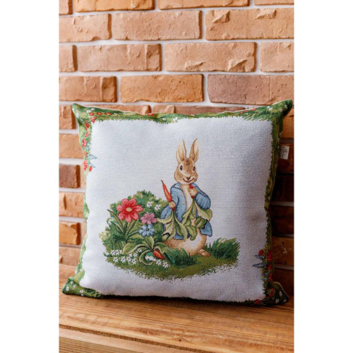 Подушка Прованс декоративная гобеленовая Заяц с морковью Поляна 45х45 см (034248) – Прованс
