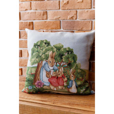 Подушка Прованс декоративная гобеленовая Зайчиха с зайчатами Поляна 45х45 см (034246)