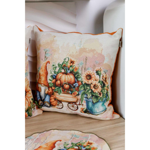 Подушка Прованс гобеленовая Тыквенные гномы с тележкой 45х45 см (036210) – Прованс (вид 1)