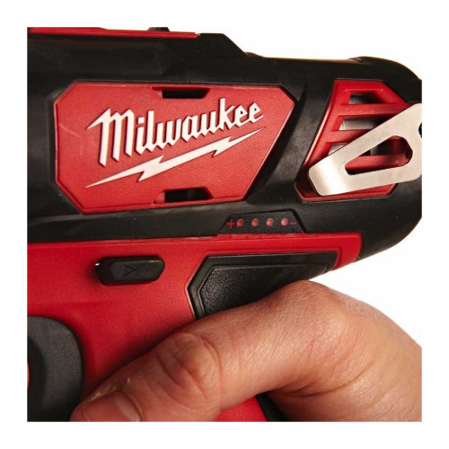 Шуруповерт Milwaukee M12 BPD-202C, 2x2Ah, кейс (4933441940) – Milwaukee (вид 2)