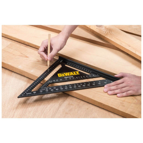 Косинець DeWALT для покрівельних робіт, металевий, 300х300 мм (DWHT25228-0) – Dewalt (вид 2)