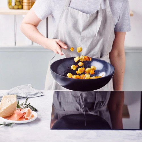 Сковорода GreenPan Evolution Вок 28 см 3,6 л чорний (CC006388-001) – GreenPan (вид 2)