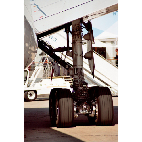 Сборная модель Revell Самолет Airbus A380 Первый полет уровень 5 масштаб 1:144 (RVL-04218) – Revell (вид 2)