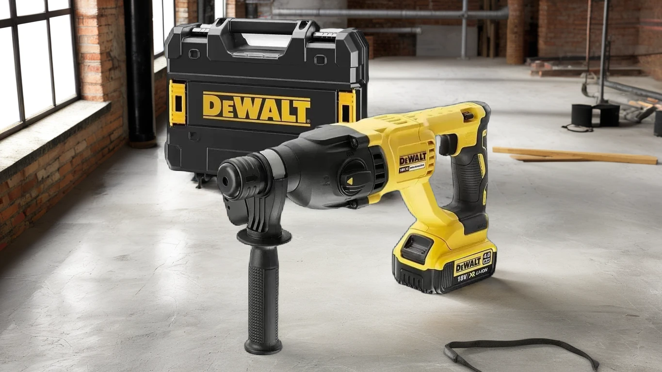 Перфоратор DeWALT безщітковий, SDS-MAX, 54 В, 10.5 Дж, 2 реж. (без АКБ та ЗП) (DCH133M1)